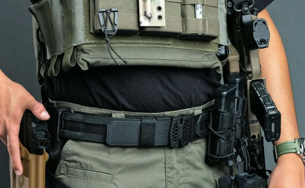 kore-essentials-b1-black-battle-belt-complete-kit.webp