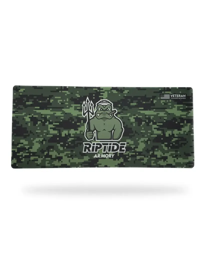 riptide-armory-rifle-cleaning-mat-green-camo.webp
