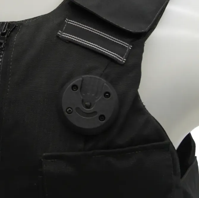 peter-jones-klick-fast-screw-to-fit-dock-for-retro (1).webp