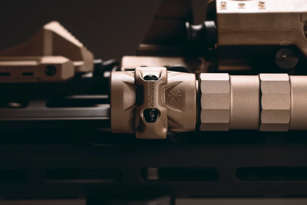 unity-tactical-gascap-link-usb-c-tailcap-black (2).webp