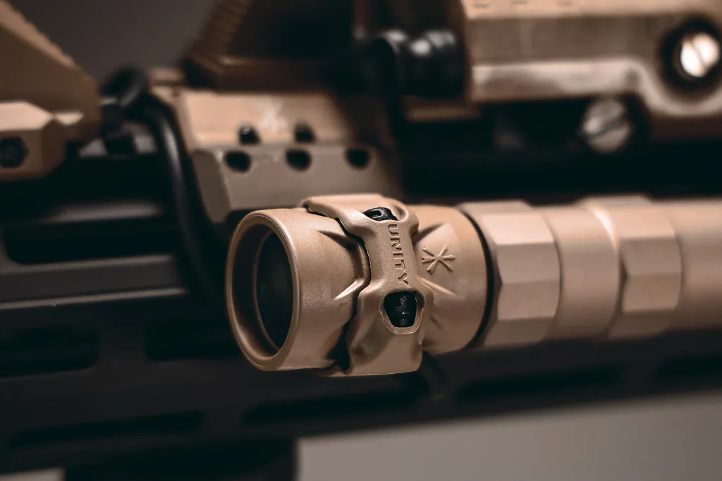 unity-tactical-gascap-link-usb-c-tailcap-black (1).webp