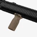 mag412-fde_magpul_rvg_rail_vertical_grip_03.webp