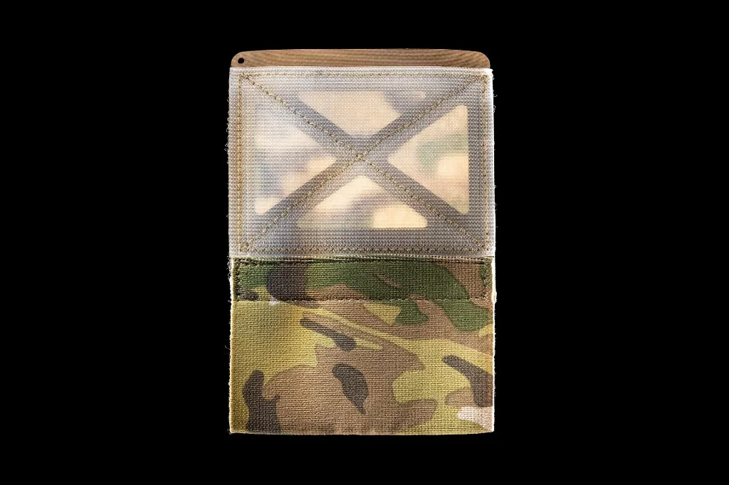 velcro-elastic-cat-tourniquet-holder (3).webp