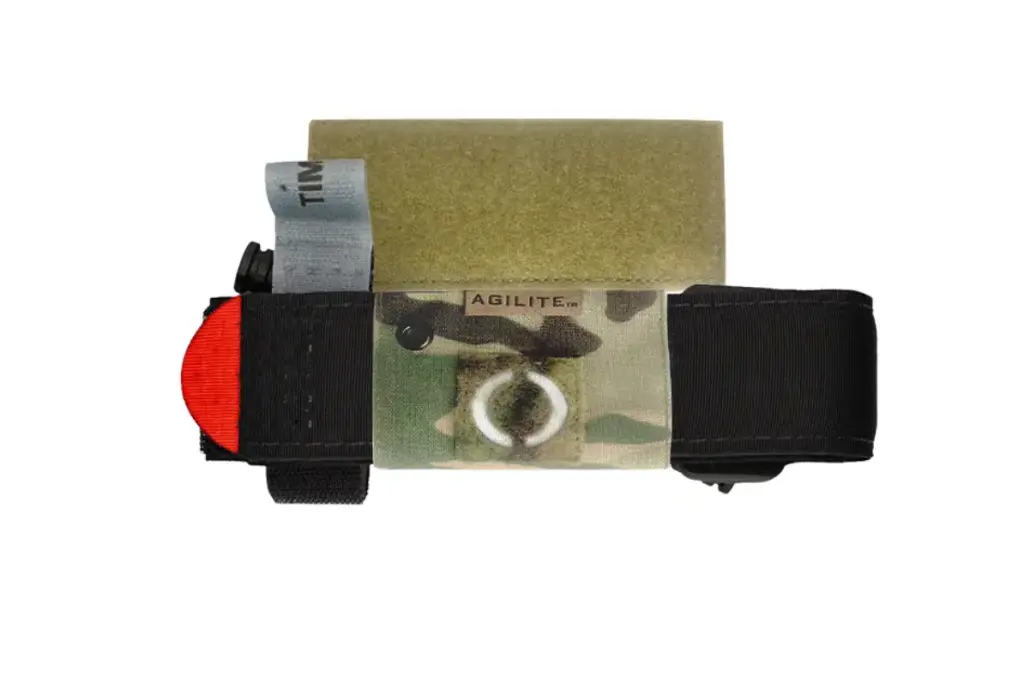 agilite-tourniquet-hanger (1).webp