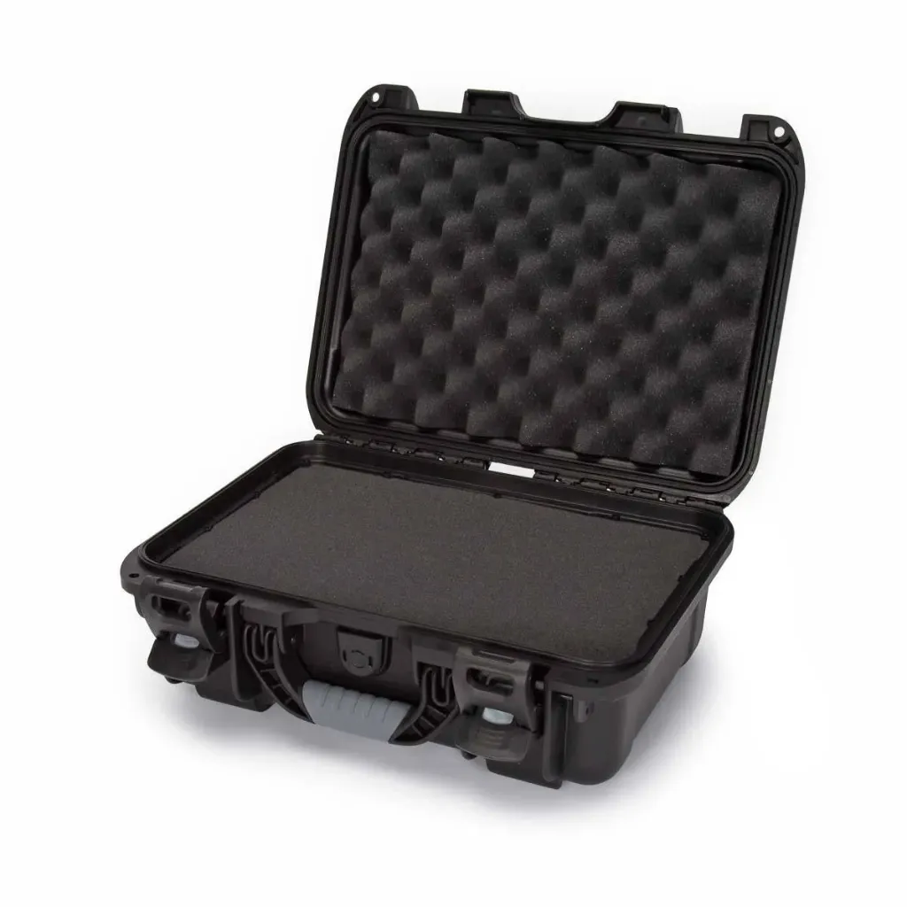 NANUK 915 Hard Gun Case w/Cubeb Foam Inserts (Black)